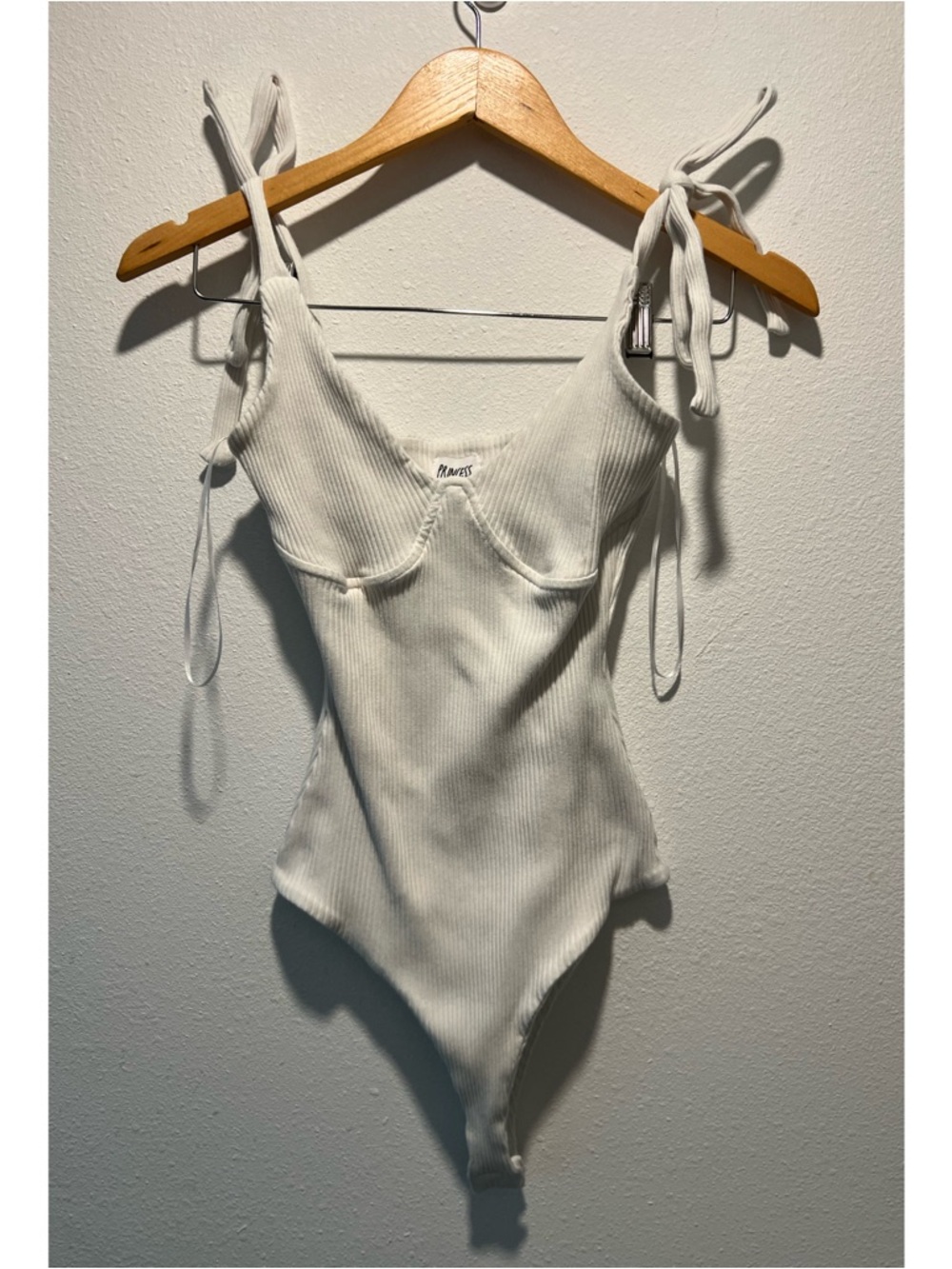 Princess Polly Bodysuit One Piece White Ribbed Bow Tie Straps Womens US Size 6